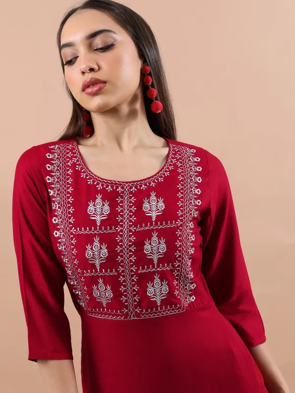  Vishudh Women Red Solid Maxi Dresses