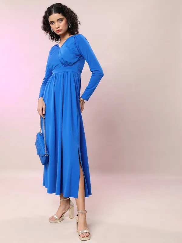  Tokyo Talkies Women Blue Printed Maxi Dresses