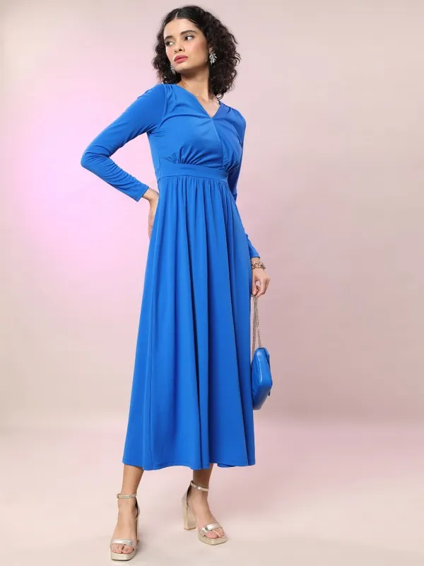  Tokyo Talkies Women Blue Printed Maxi Dresses