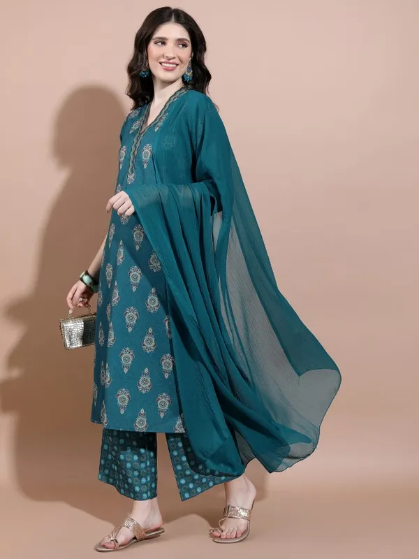  Ketch Women Teal Kurta Sets