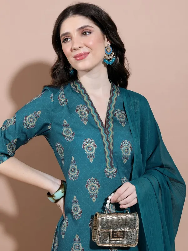  Ketch Women Teal Kurta Sets