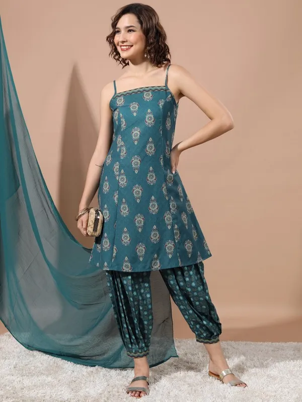  Ketch Women Teal Kurta Sets
