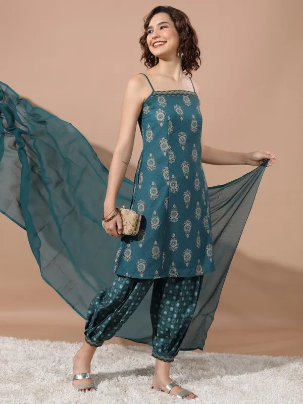  Ketch Women Teal Kurta Sets
