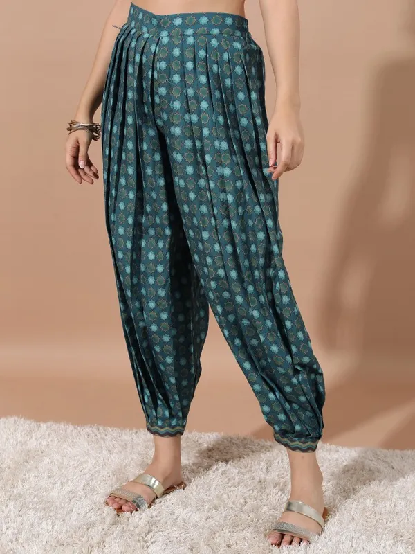  Ketch Women Teal Kurta Sets