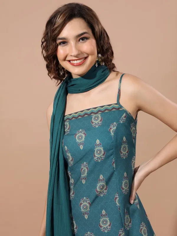  Ketch Women Teal Kurta Sets