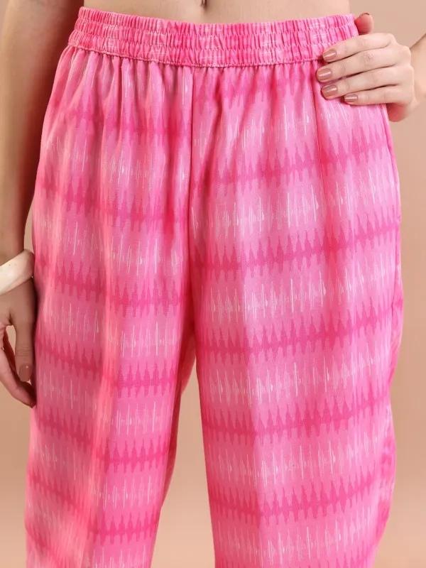 Women Kurta With Trousers & Dupatta