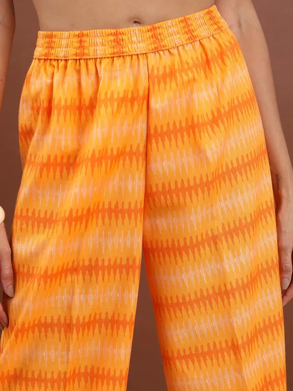 Women Kurta With Trousers & Dupatta