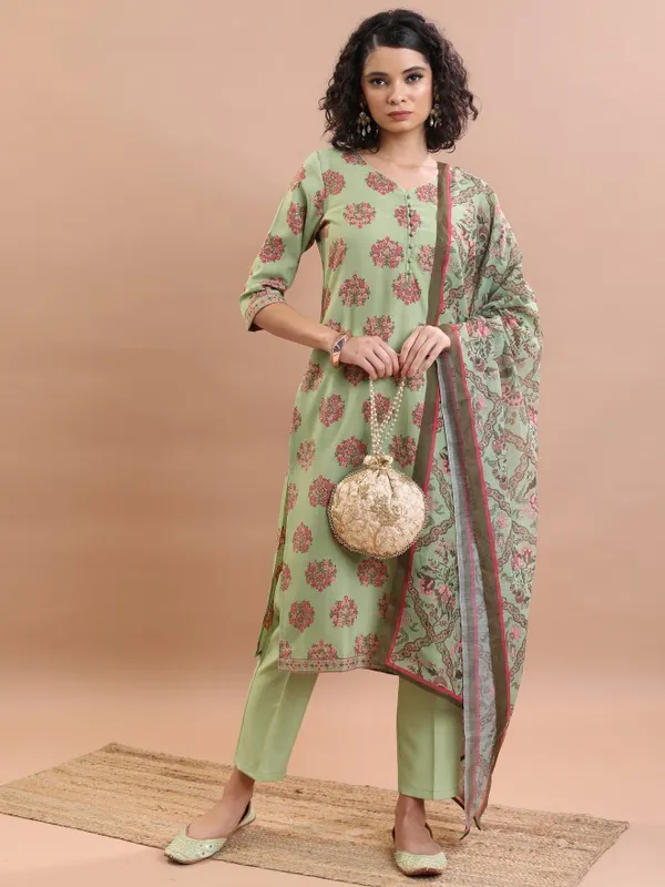  Ketch Women Green Kurta Sets