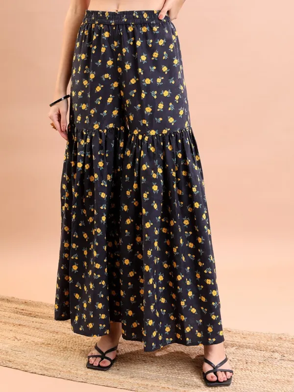  Ketch Women Mustard Kurta Sets