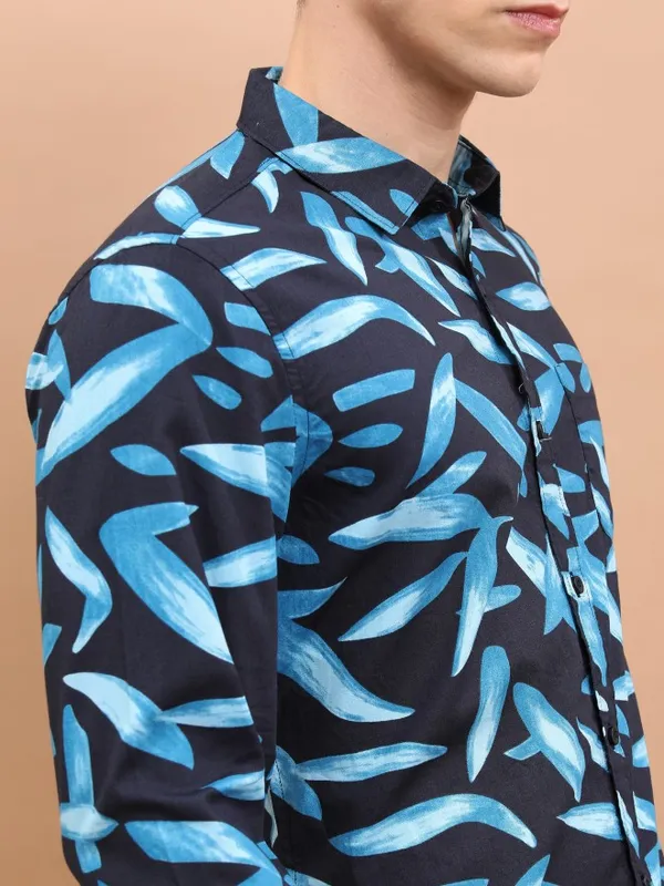  Ketch Men Black Printed Slim Fit Casual Shirts