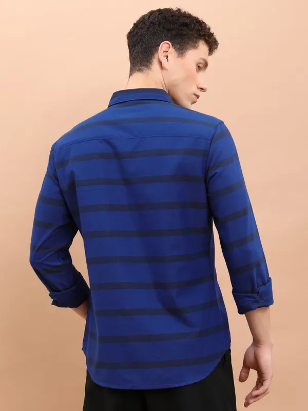  Highlander Men Navy Blue Striped Slim Fit Casual Shirts