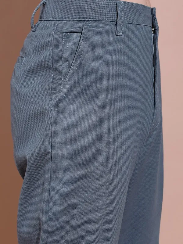  Highlander Men Blue Loose Fit Solid Casual Trousers