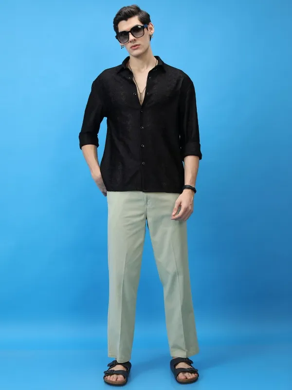 Highlander Men Grey Regular Fit Solid Casual Trousers