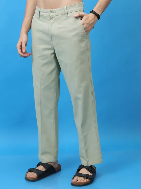  Highlander Men Grey Regular Fit Solid Casual Trousers