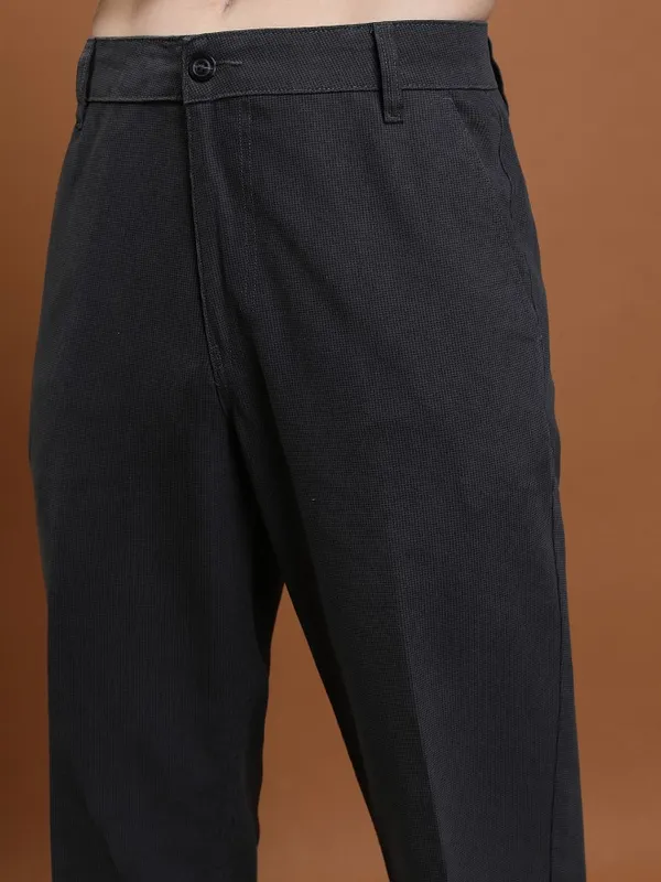  Highlander Men Grey Regular Fit Printed Casual Trousers