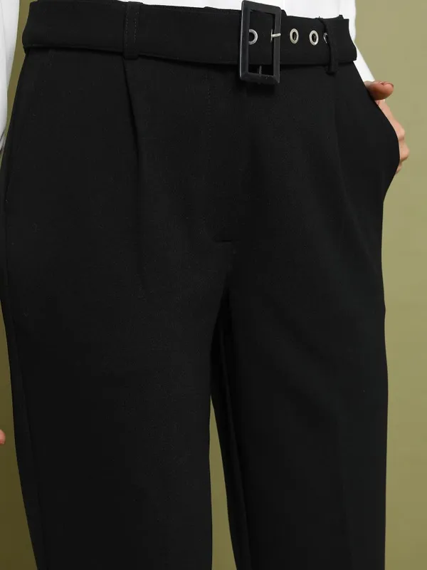  Tokyo Talkies Women Black Solid Regular Fit Casual Trousers