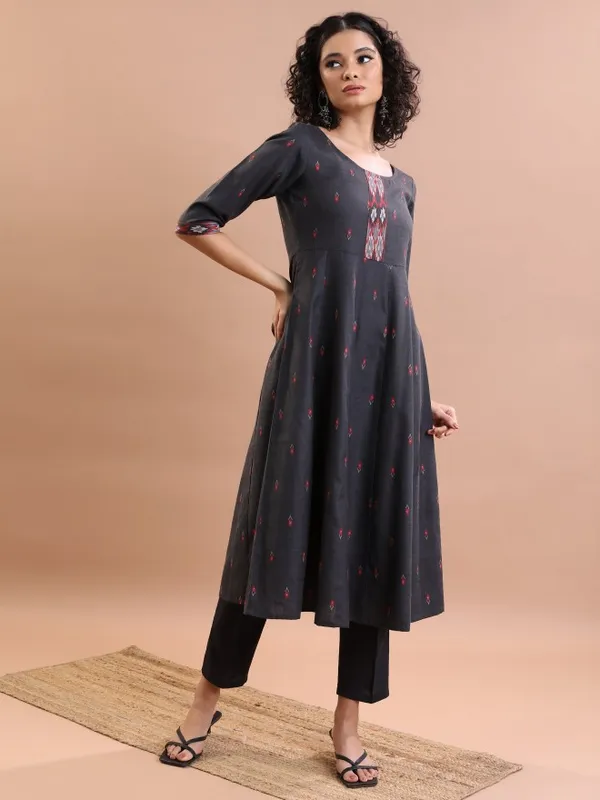  Vishudh Women Black Printed Kurta Sets