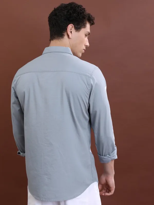  Highlander Men Grey Printed Slim Fit Casual Shirts