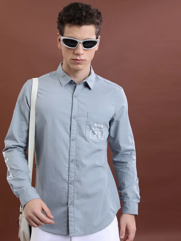  Highlander Men Grey Printed Slim Fit Casual Shirts
