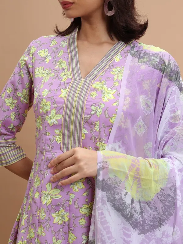  Ketch Women Mauve Printed Kurta Sets