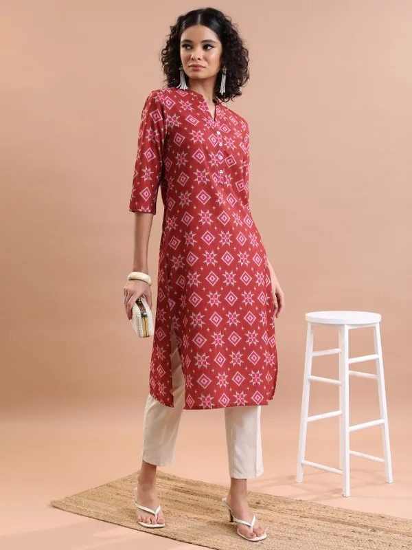  Vishudh  Women Terracotta Printed Straight Kurtas