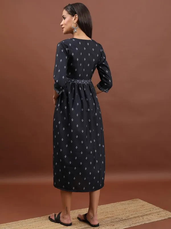 Vishudh Women Black Printed A-Line Dress