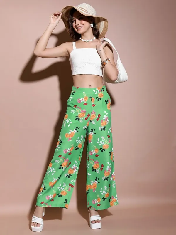 Printed Flared Casual Trouser
