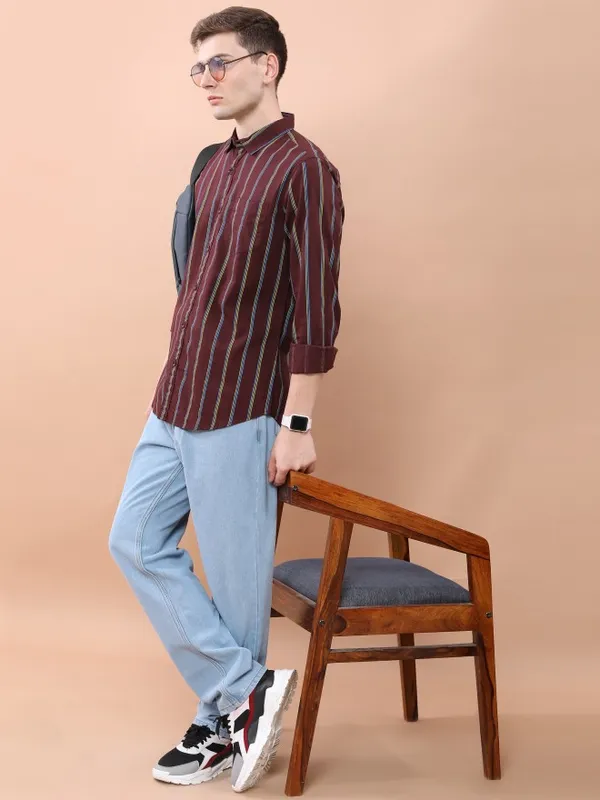 Men Straight Fit Jeans