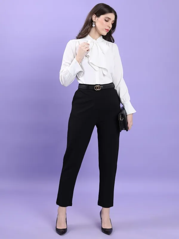  Tokyo Talkies Women Black Solid Slim Fit Casual Trousers