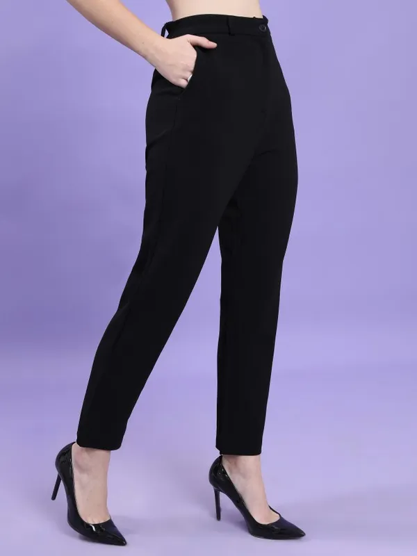  Tokyo Talkies Women Black Solid Slim Fit Casual Trousers