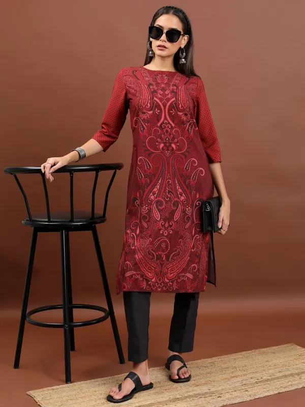  Ketch Women Maroon Printed Straight Kurtas