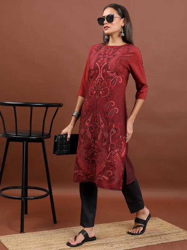  Ketch Women Maroon Printed Straight Kurtas