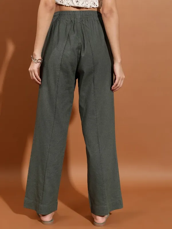  Tokyo Talkies Women Olive Solid Flared Casual Trousers