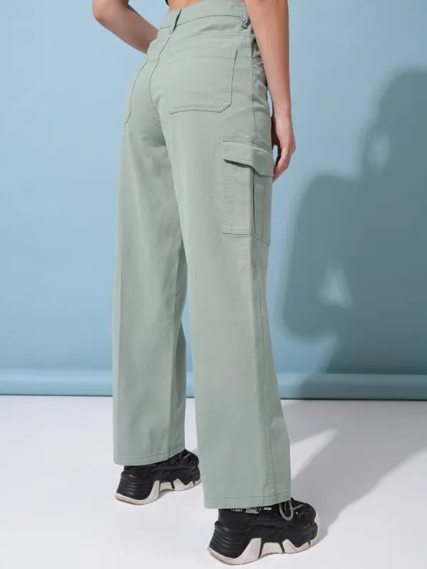 Tokyo Talkies Women Green Solid Regular Fit Cargos