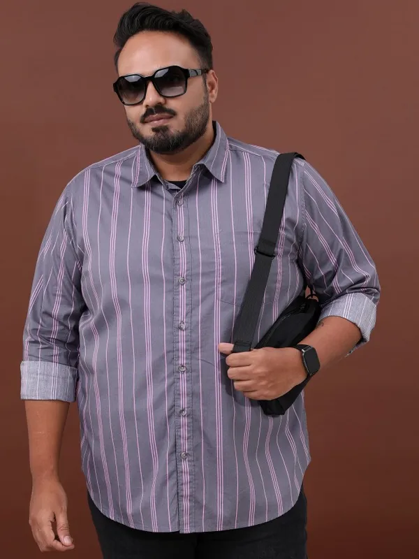  Xtra Ordinary By Highlander Men Grey Striped Regular Fit Casual Shirts