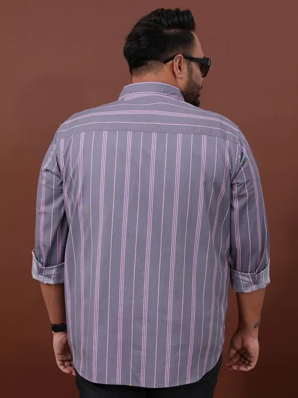  Xtra Ordinary By Highlander Men Grey Striped Regular Fit Casual Shirts