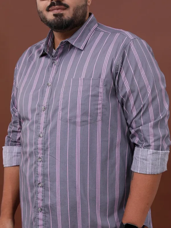  Xtra Ordinary By Highlander Men Grey Striped Regular Fit Casual Shirts