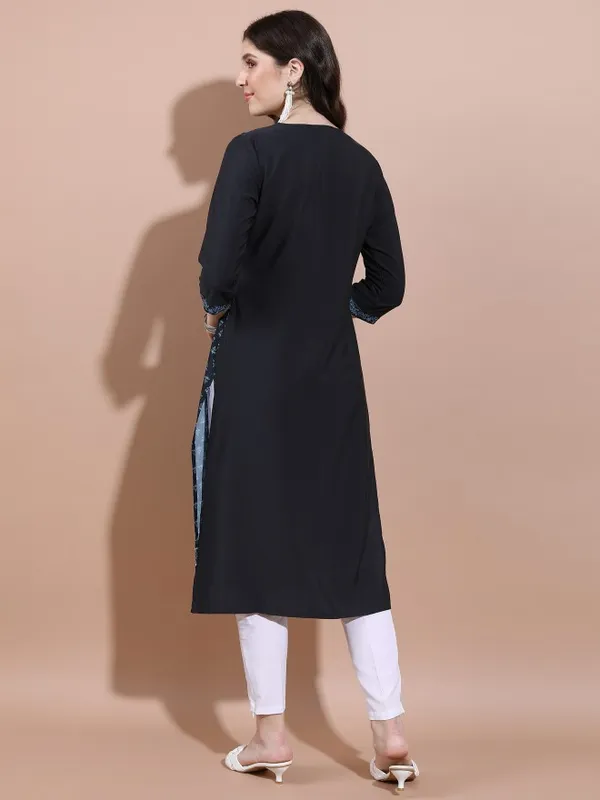  Vishudh Women Navy Blue Printed Straight Kurtas