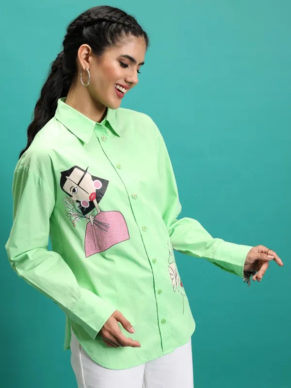  Tokyo Talkies Women Green Printed Casual Shirts