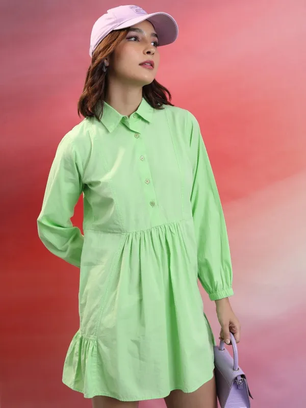  Tokyo Talkies Women Green Solid Shirt Dresses