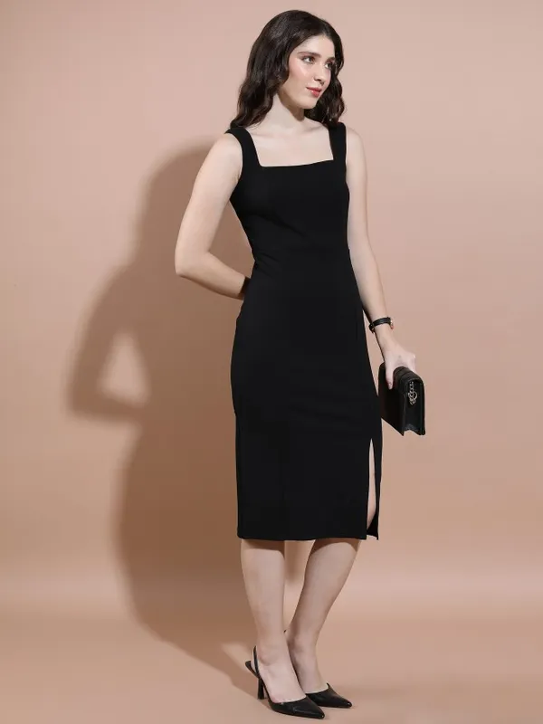  Tokyo Talkies Women Black Solid Bodycon Dresses