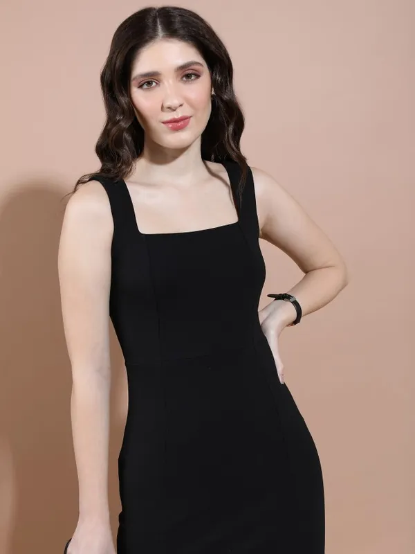  Tokyo Talkies Women Black Solid Bodycon Dresses