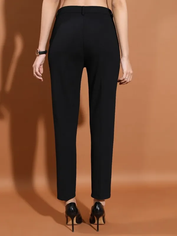  Tokyo Talkies Women Black Solid Regular Fit Casual Trousers