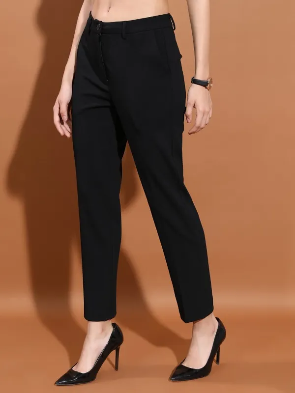  Tokyo Talkies Women Black Solid Regular Fit Casual Trousers