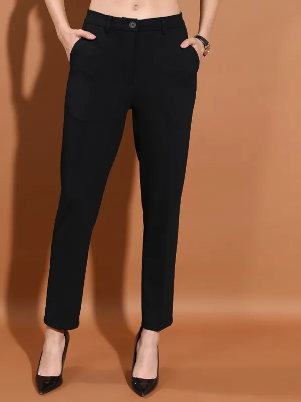 Tokyo Talkies Women Black Solid Regular Fit Chinos