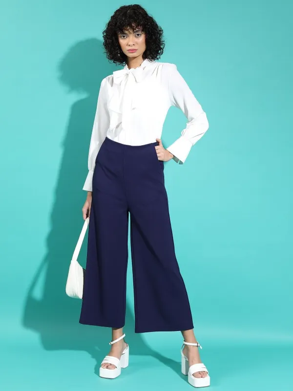  Tokyo Talkies Women Navy Blue Self Design Flared Casual Trousers