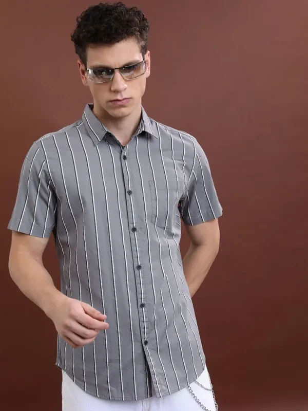  Highlander Men Grey Striped Slim Fit Casual Shirts