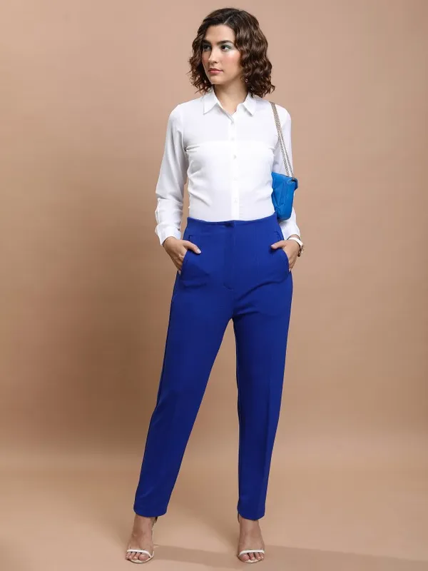  Tokyo Talkies Women Blue Solid Regular Fit Casual Trousers