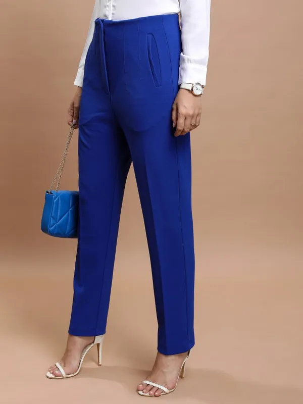  Tokyo Talkies Women Blue Solid Regular Fit Casual Trousers
