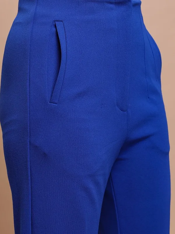  Tokyo Talkies Women Blue Solid Regular Fit Casual Trousers